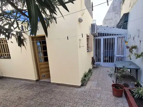 Depto Tipo Casa en Venta de 4 ambientes