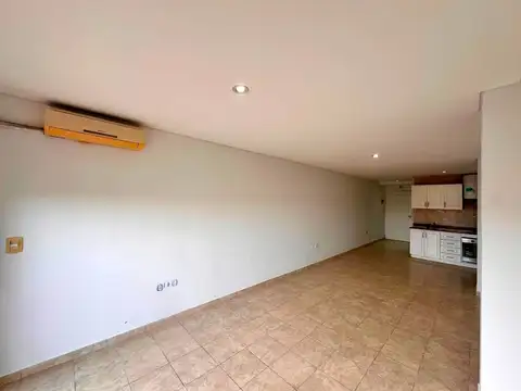 Departamento en Alquiler con 1 cochera