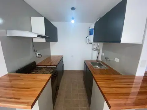 Departamento en Alquiler con 1 cocheras
