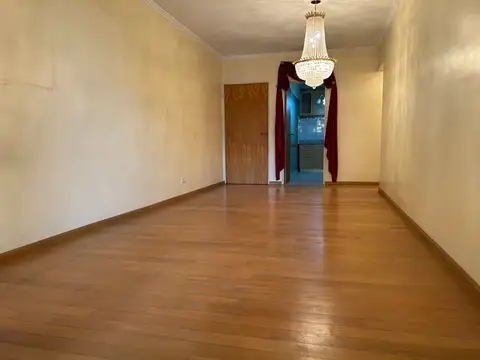 Departamento 4 ambientes con 2 baños