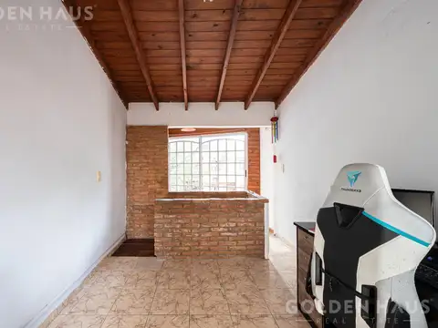 Depto Tipo Casa 3 ambientes con 2 baños