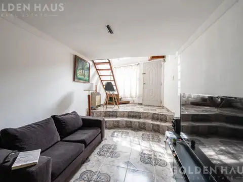 Depto Tipo Casa en Venta de 3 ambientes