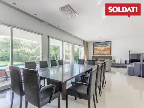 Casa en Alquiler de 5 dormitorios