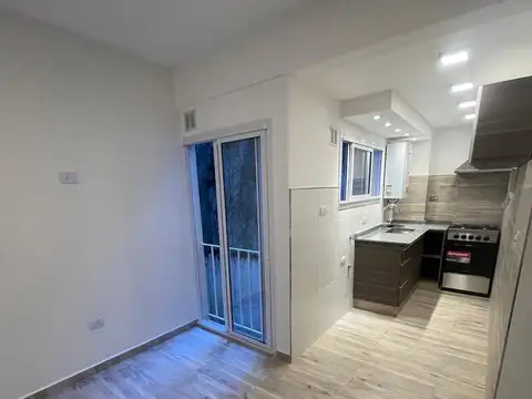 DEPARTAMENTO EN VENTA DE 2 AMBIENTES EN SUITE Y TOILETTE EN PALERMO OPORTUNIDAD