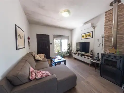 Destacada Vivienda en Esquina 3 Dormitorios