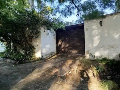 Venta Terreno 264 m²,Lomas de San Martín, FOT 2,5, FOS 70%, Altura 15 m