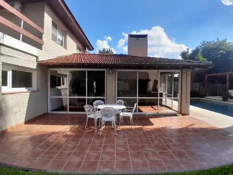 Casa en Venta de 4 dormitorios