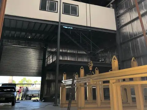 Depósito en alquiler sobre Colectora Panamericana de 290 m2