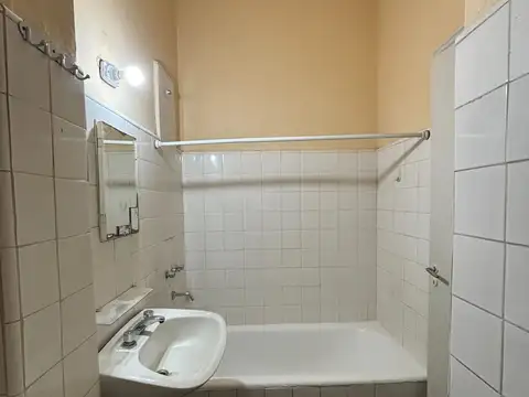 Depto Tipo Casa en Alquiler de Monoambiente