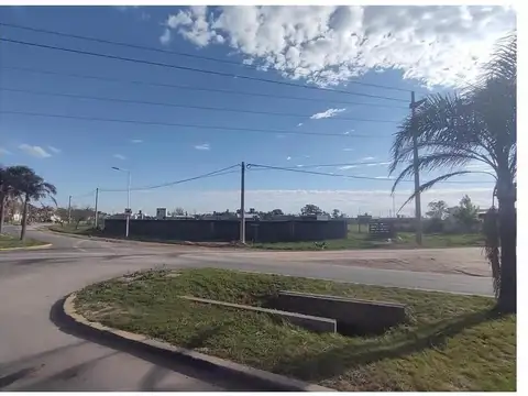 Funes City Excelente lote sobre Bv Mitre / Aptitud Comercial
