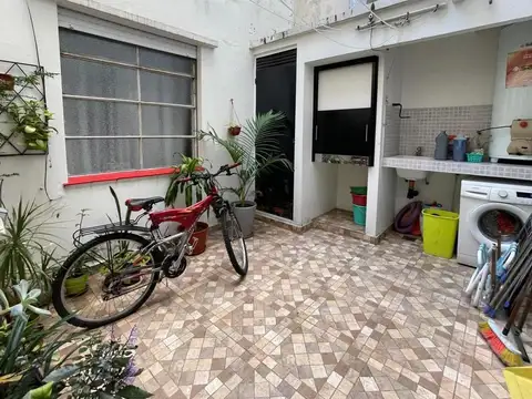 Depto Tipo Casa en Venta en Parque Chas, USD 214.000