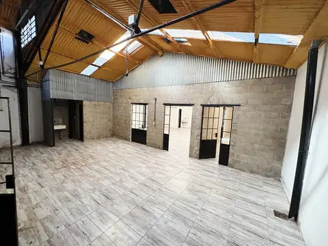 Galpon en Alquiler en San Fernando Vías  /  Libertador a Río, $ 1.650.000