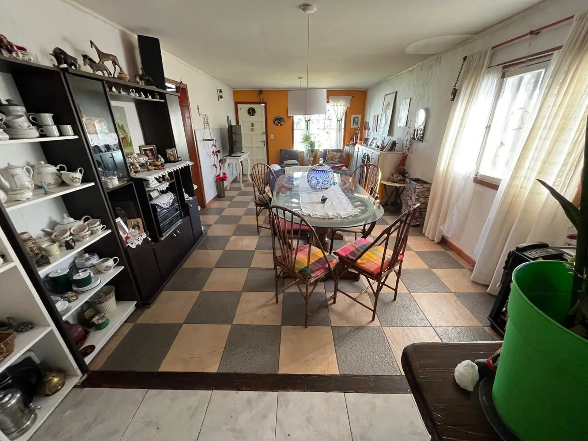 Venta casa 3 ambientes en Caisamar