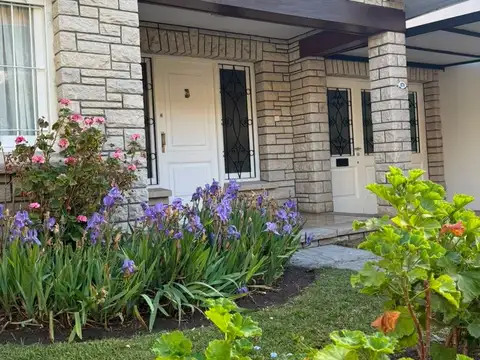Casa en Venta en Los Troncos, USD 299.900