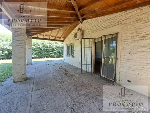 Dos propiedades en venta en Paso del Rey