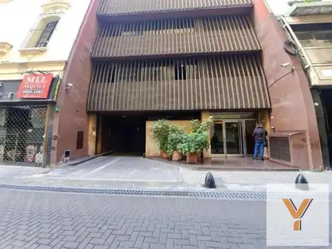 Cochera en venta - 12Mts2 - Microcentro