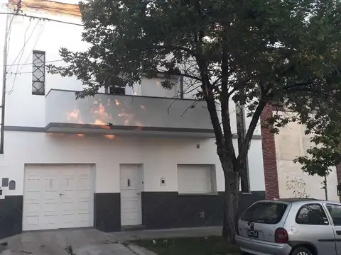 SE VENDE CASA EN BARRIO ROMA