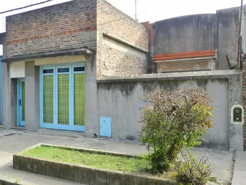 VENTA DE CASA APTA CREDITO / PARA INVERSIONISTAS