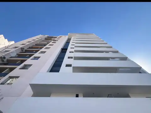 VENTA DEPARTAMENTO CENTRO EDIFICIO AVELLANEDA IN