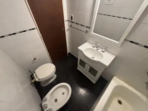 Departamento en Alquiler con 1 cocheras