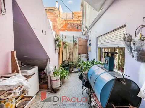 Depto Tipo Casa 4 ambientes con 2 baños