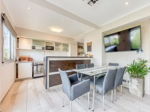 Departamento 4 ambientes con 2 baños