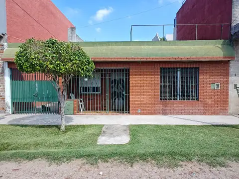 Casa en venta en G. de Laferrere