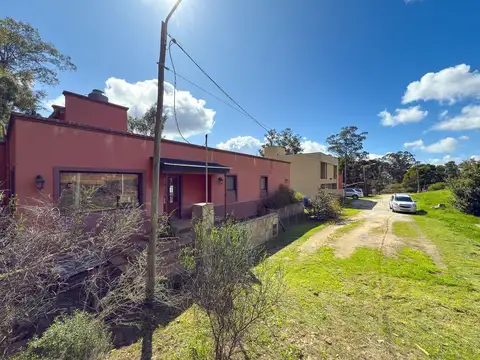 EN VENTA CASA - ZONA PARQUE BICENTENARIO TANDIL