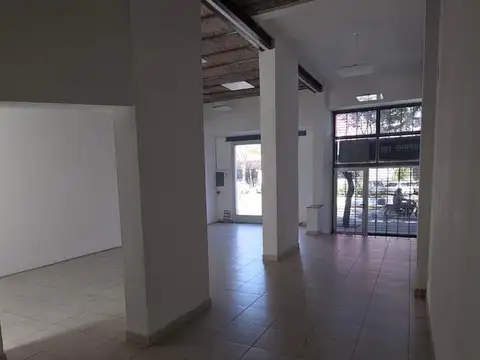 Av. Alberdi  al 1000, Arroyito, Santa Fe