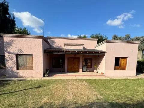 CASA QUINTA EN HOSTERIA NORTE