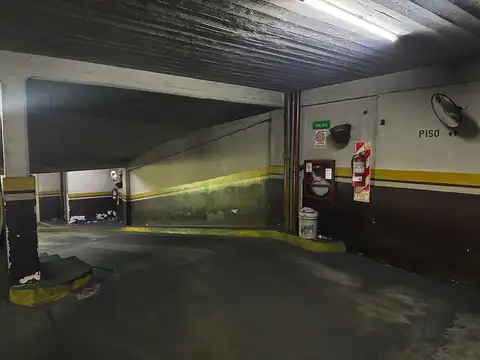 Inversión: Venta 10 Cocheras Fijas en Caballito