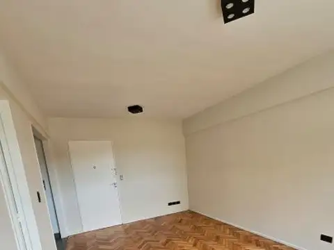 MONOAMBIENTE EN AV. SAN MARTIN 4962 PISO 5 VILLA DEL PARQUE