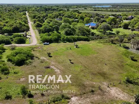 Terreno en Venta en Barranqueras, USD 21.000