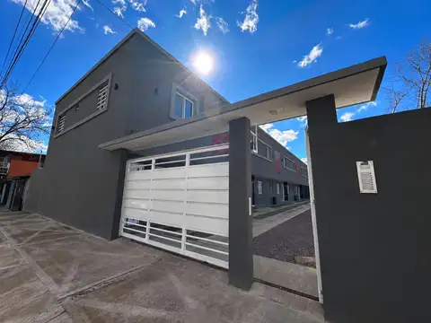 Depto Tipo Casa en Venta en Villa Vitacal, USD 115.500