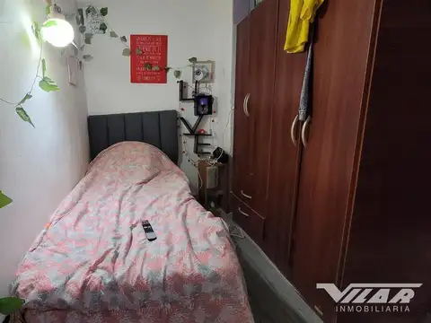 Casa 8 ambientes con 4 baños
