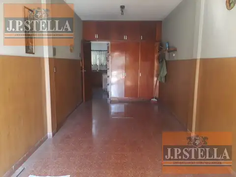 Casa 3 Amb c/ Garage - Lote 10x33 - 152 m² Cubiertos - S.Justo (Ctro)