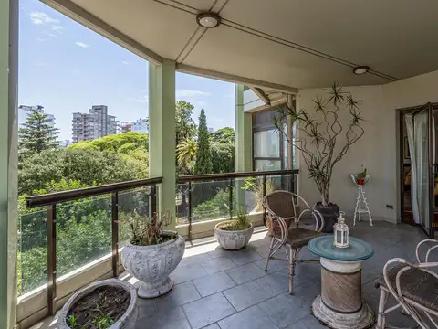 Departamento en Venta con 2 cocheras