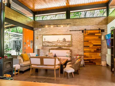Casa 6 ambientes con 3 baños