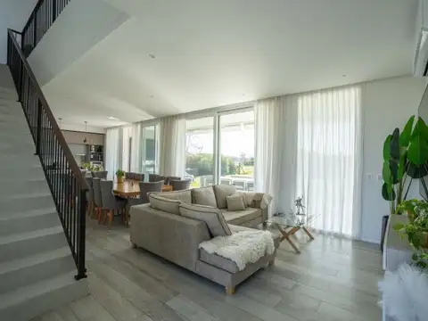 Casa en Venta en Santa Ines, USD 270.000