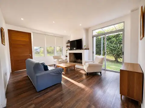 VENTA CASA EN COUNTRY SAN ISIDRO- MERCEDES SORIANO