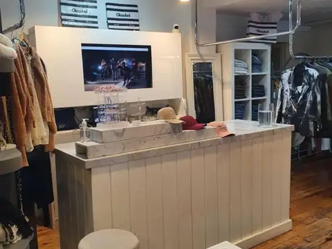 Local en Alquiler en Villa Urquiza, $ 3.500.000