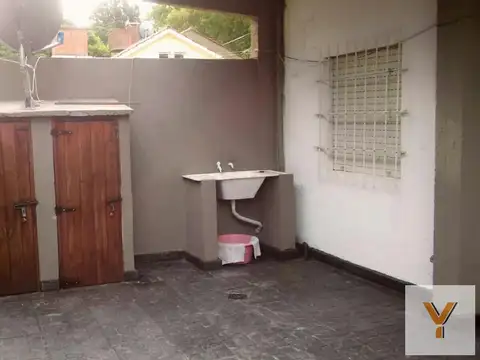 Depto Tipo Casa en Venta al Este