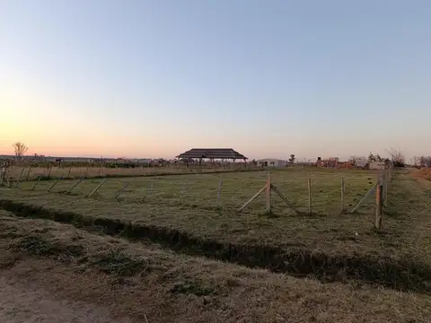 Terreno en Agote de 1150m2 en Esquina