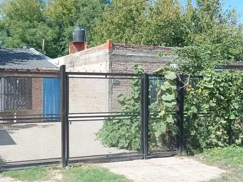 Venta – Casa – a refaccionar –  Oportunidad - Carlos Spegazzini