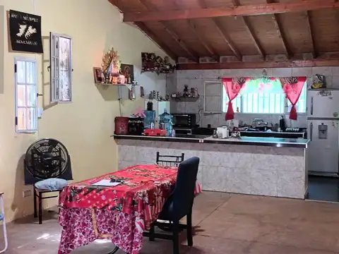 Casa en Venta con 1 cochera