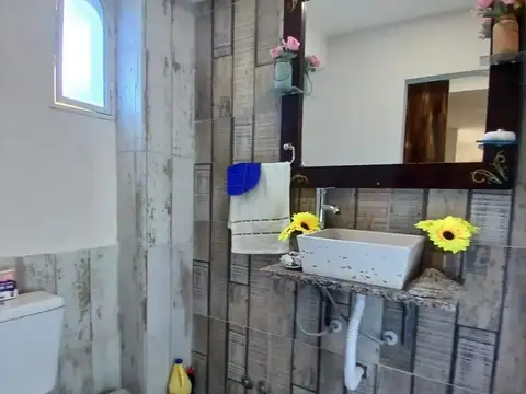 Depto Tipo Casa 2 ambientes con 2 baños