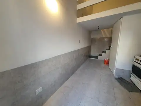 Depto Tipo Casa Monoambiente con 1 baño