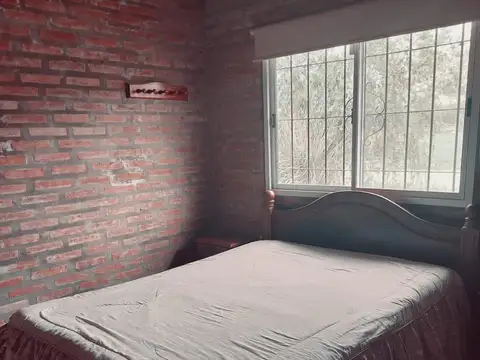 Casa en Alquiler Temporal con 2 cocheras