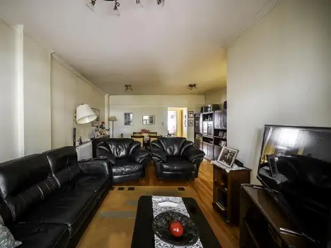 Salguero 800, Departamento 4 Ambientes, Piso entero, con Balcón Terraza y cochera, Almagro