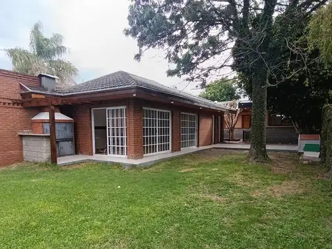 Casa en Venta con 1 cochera